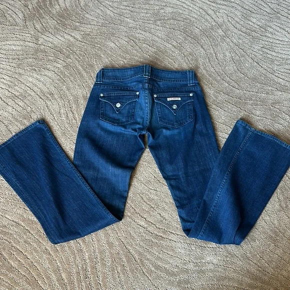 Hudson Jeans signature boot cut, dark wash Jean. Size 28. - Picture 2 of 8